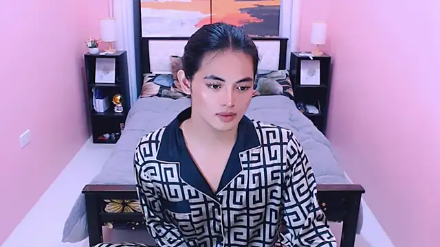 Snapshot of MiamoreAmara69 chatting on June 21, 7:52 pm MiamoreAmara69 online show from June 21, 7:52 pm