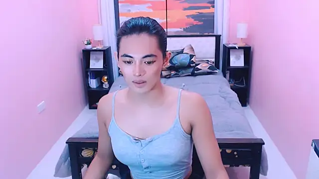 Snapshot of MiamoreAmara69 chatting on July 17, 6:38 pm MiamoreAmara69 online show from July 17, 6:38 pm