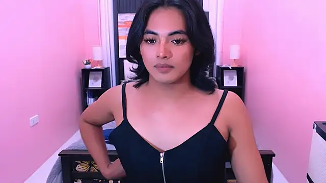 Snapshot of MiamoreAmara69 chatting on June 15, 10:09 pm MiamoreAmara69 online show from June 15, 10:09 pm