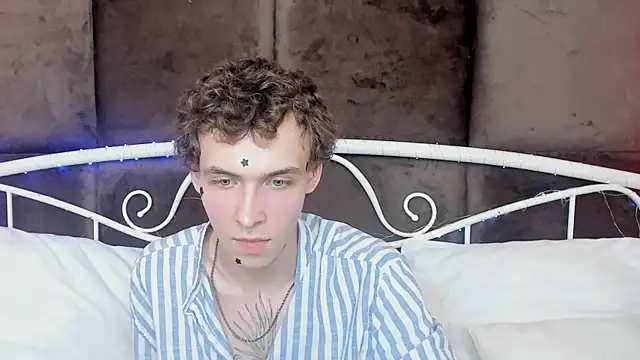 Snapshot of Jacob_Davidson chatting on June 5, 6:07 am Jacob Davidson online show from June 5, 6:07 am