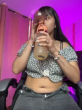 Candy ec online show from July 23, 6:48 pm
