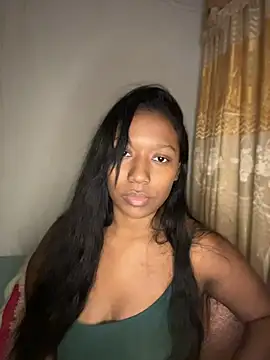 chell iivy online show from August 5, 4:17 am