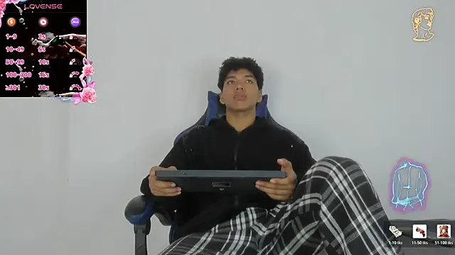 Maximiliano Young online show from June 20, 12:10 pm