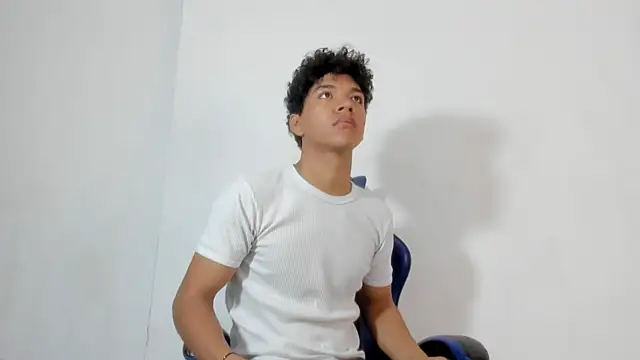 Maximiliano Young online show from July 6, 12:12 pm