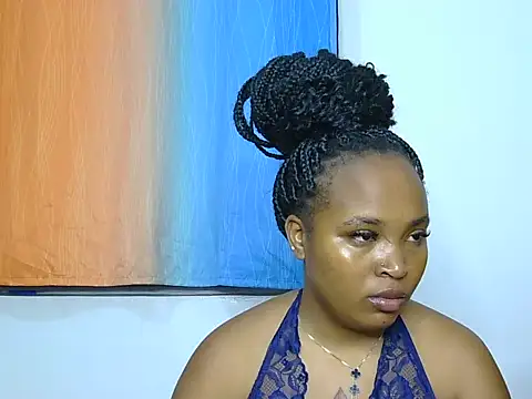 milkhanriieter online show from June 14, 11:39 pm