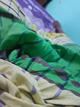 Snapshot of MrBoy-Bangladesh chatting on June 7, 8:41 am MrBoy-Bangladesh online show from June 7, 8:41 am
