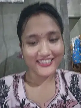 Snapshot of Red_Wine1 chatting on May 30, 5:18 pm Red Wine1 online show from May 30, 5:18 pm
