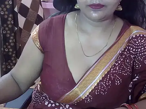 Snapshot of PRIYANKA_023 chatting on June 26, 5:02 am PRIYANKA 023 online show from June 26, 5:02 am