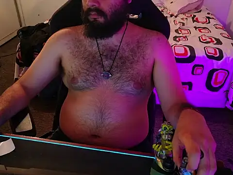 Latinbearhairy online show from June 12, 4:10 am