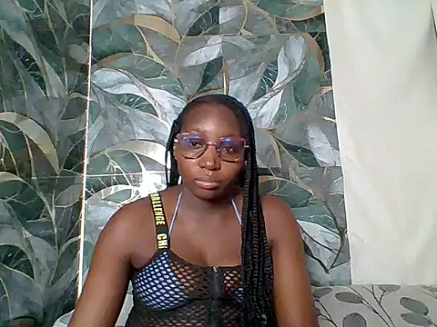 Blackbootyray online show from June 3, 3:50 pm
