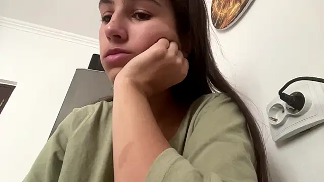 Snapshot of SindyKay chatting on July 6, 5:03 am SindyKay online show from July 6, 5:03 am