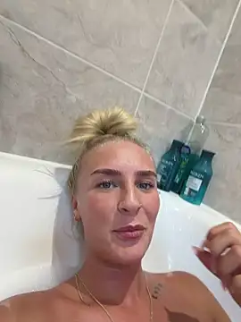 Millymae  online show from June 10, 5:14 pm