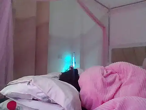 Xannaxx  online show from July 15, 3:13 am
