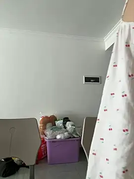 Snapshot of Xiao_Mao_meow chatting on July 6, 3:24 am Xiao Mao meow online show from July 6, 3:24 am