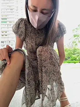 Snapshot of Xiao_Mao_meow chatting on June 7, 1:44 am Xiao Mao meow online show from June 7, 1:44 am