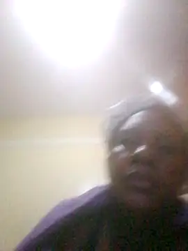 Creamymom4 online show from June 17, 9:41 am