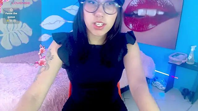 eli doll online show from June 4, 11:26 am