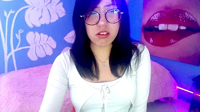 eli doll online show from June 17, 11:20 am