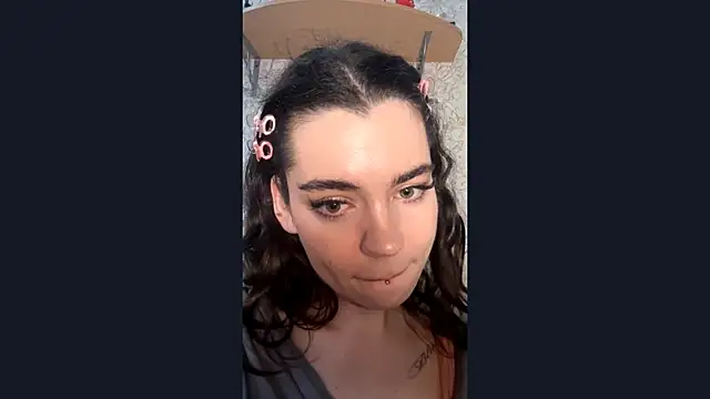 LaceyBatter online show from June 30, 7:36 pm