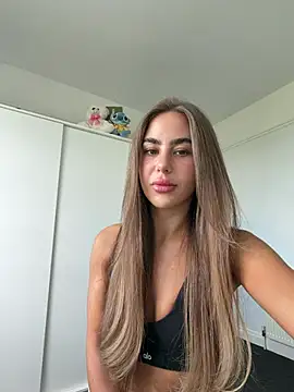 Nikola Olivia online show from June 1, 10:48 am