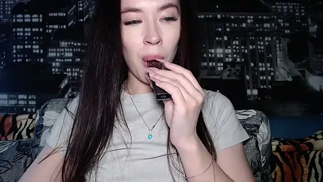 Snapshot of lu_dominationn chatting on June 5, 9:26 am lu dominationn online show from June 5, 9:26 am