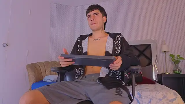 jacob rosas online show from July 20, 7:49 pm