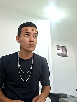 Teusnovinho28 online show from June 16, 11:32 am
