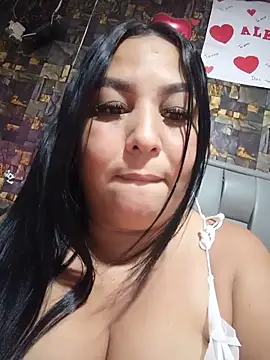 fiore35 online show from June 11, 8:06 pm