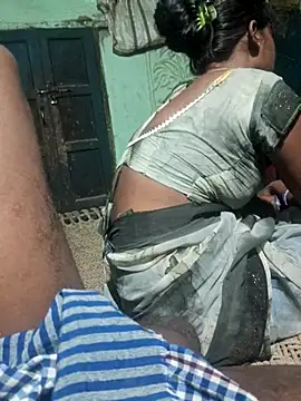 desiwife123coupl online show from July 15, 4:58 pm