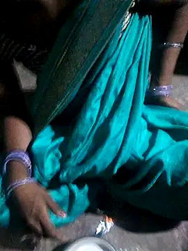desiwife123coupl online show from July 3, 5:08 pm
