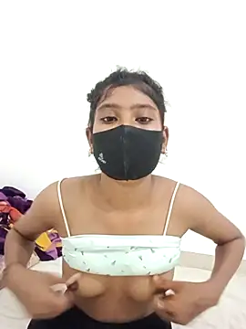 Snapshot of cute_dipti chatting on June 30, 12:27 pm cute dipti online show from June 30, 12:27 pm