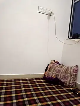 Snapshot of cute_dipti chatting on July 4, 1:37 pm cute dipti online show from July 4, 1:37 pm