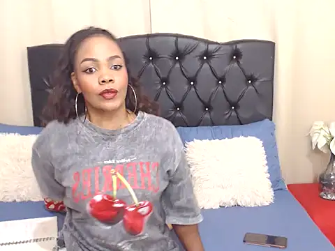 NicoleChanell04 online show from June 7, 12:05 am