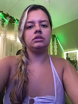 azulskyer online show from June 1, 3:11 pm