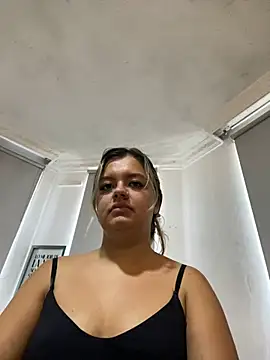 Snapshot of azulskyer chatting on July 7, 4:54 pm azulskyer online show from July 7, 4:54 pm
