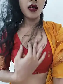 Snapshot of Simmy_jaan chatting on July 6, 8:11 pm Simmy jaan online show from July 6, 8:11 pm