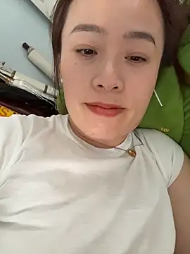 Snapshot of saozi666 chatting on June 18, 5:28 am saozi666 online show from June 18, 5:28 am