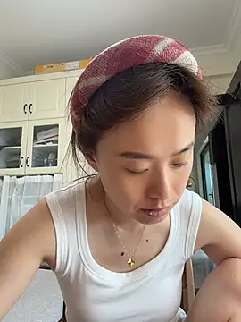 Snapshot of saozi666 chatting on July 14, 1:27 am saozi666 online show from July 14, 1:27 am