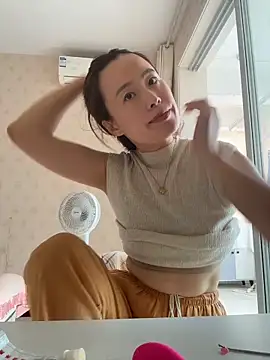 Snapshot of saozi666 chatting on June 30, 6:46 am saozi666 online show from June 30, 6:46 am