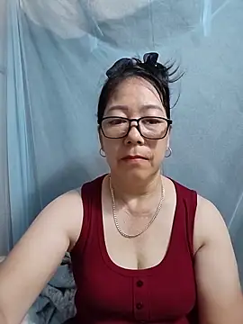 Snapshot of Ai_babylove chatting on June 20, 2:49 am Ai babylove online show from June 20, 2:49 am
