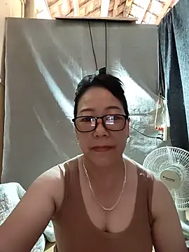 Snapshot of Ai_babylove chatting on June 7, 5:56 am Ai babylove online show from June 7, 5:56 am