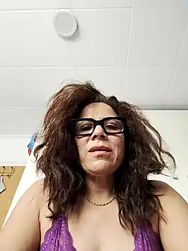 traviesamia online show from May 31, 7:36 am