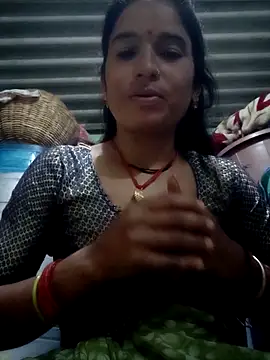 Aarti9080 online show from June 4, 4:22 pm