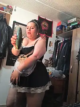 Larback2026 online show from June 2, 4:34 am
