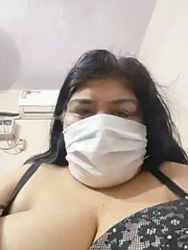 Snapshot of simranjeet_kaur69 chatting on July 9, 10:42 pm simranjeet kaur69 online show from July 9, 10:42 pm