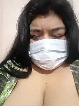 Snapshot of simranjeet_kaur69 chatting on June 13, 9:51 am simranjeet kaur69 online show from June 13, 9:51 am