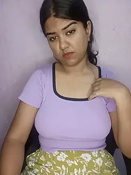 MissRiyaLive online show from June 1, 5:40 am