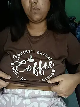 MissRiyaLive online show from July 6, 10:44 am