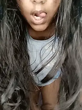 MissRiyaLive online show from June 29, 8:21 am