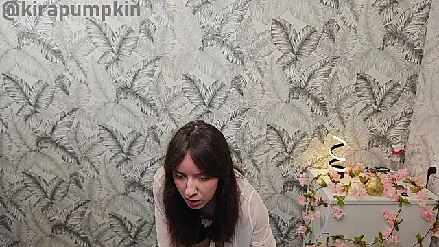 Snapshot of kirapumpkin chatting on June 6, 5:40 pm kirapumpkin online show from June 6, 5:40 pm
